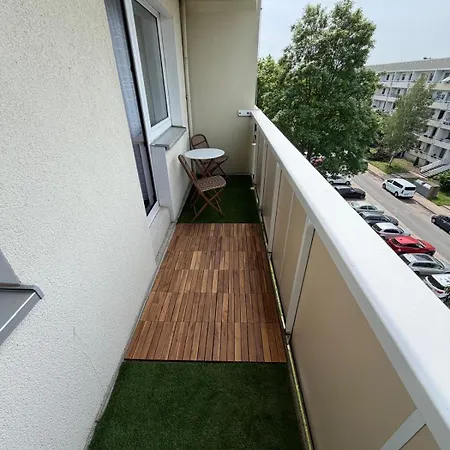 Gaius - 3 Schlafzimmer, Balkon & Kostenlose Parkplaetze In Apartman